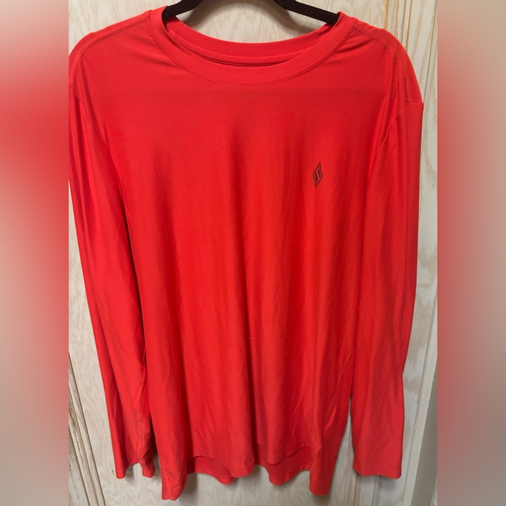 Sketcher’s Men's Red Long Athletic Sleeve Shirt